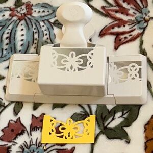 Large EK Success Martha Stewart Crafts Deep Edge Twirl Loop Punch